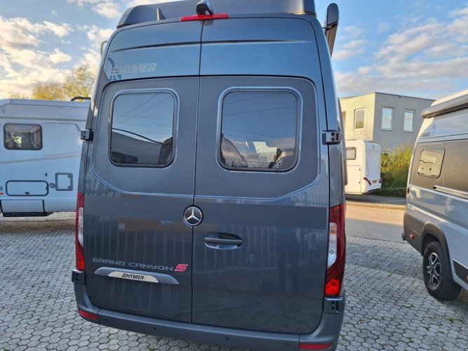 Hymer Grand Canyon S 600 - 4X4 - ZEER EXCLUSIEF foto: 10