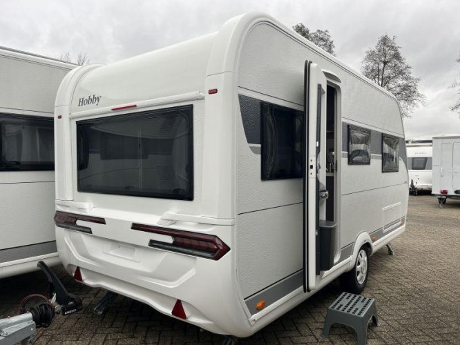 Hobby On Tour 460 DL 1500kg-bedverbr-reswiel 