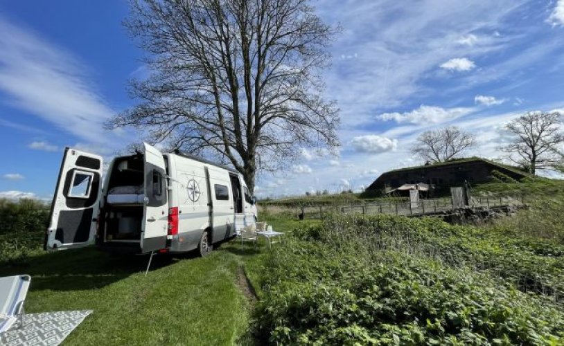 Volkswagen 2 pers. Louer un camping-car Volkswagen à Poederoijen ? À partir de 68 € par jour - Goboony photo : 1