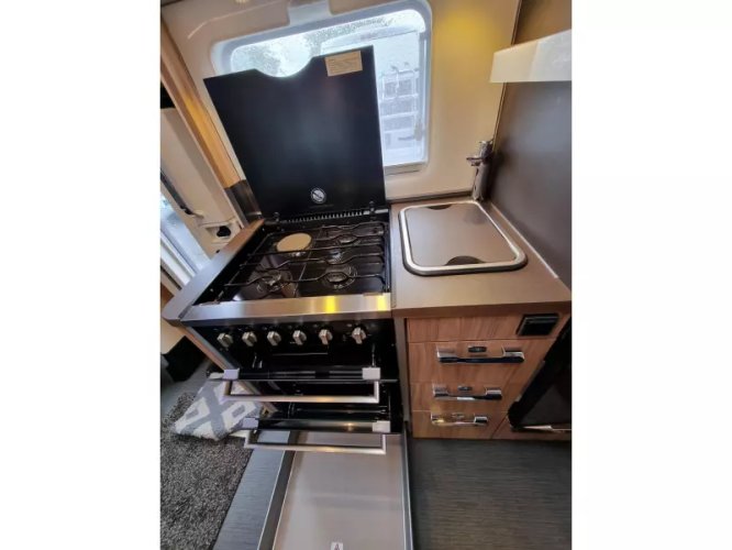 Hymer ML-T 570 luxe keuken Sat Cam  foto: 18