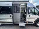 Adria Twin Supreme 640 SGX Elek Hefbed- Veel ruimte foto: 11