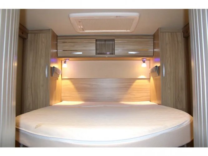 Hymer Tramp 598 GL Queensbed / Hefbed  foto: 6