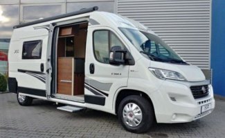Rimor 4 pers. Rent a Rimor motorhome in Dronryp? From € 71 pd - Goboony