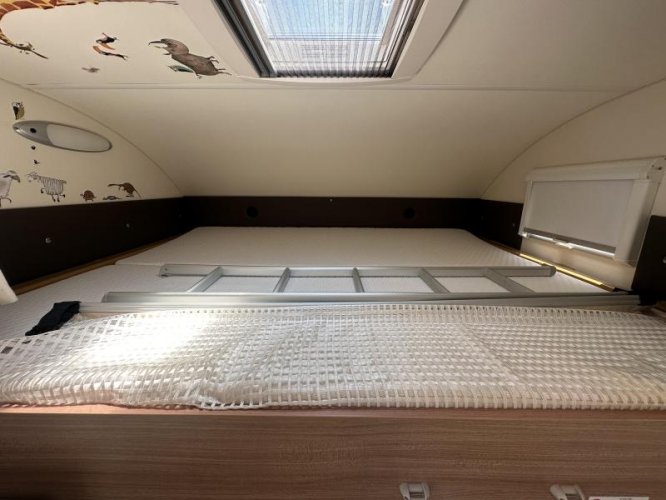 Knaus Sky Traveller 650 DG 6-Persoons Dakairco 150PK  foto: 16