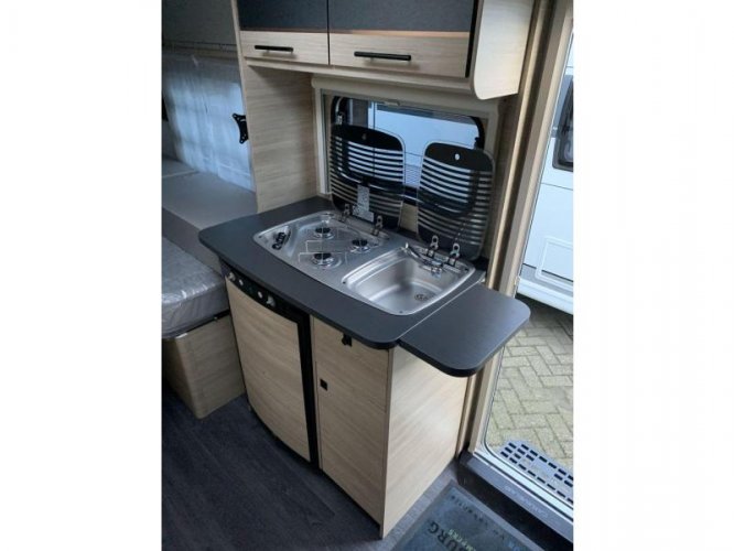 Caravelair Antares Titanium 450 cass.luifel en fietsendr.  foto: 8