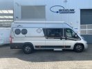 Malibu Van 640 LB RB Charming GT EXP. GRIJS 9-G 160 PK ZONNEPANEEL foto: 3