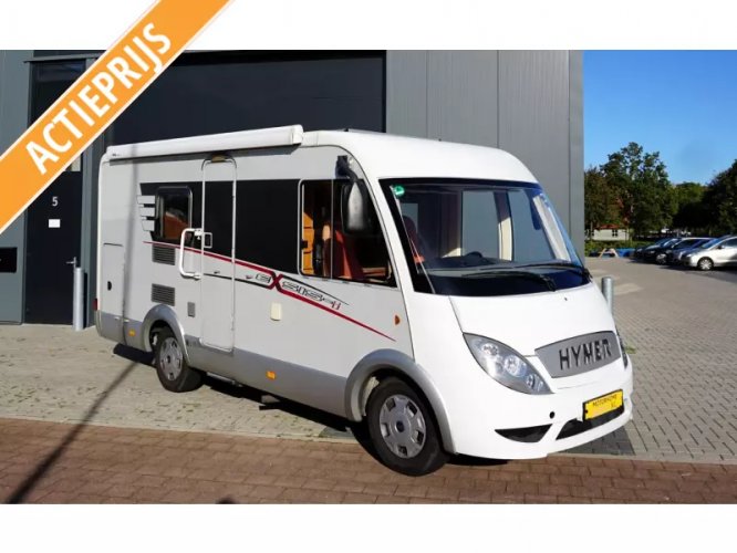 Hymer Exis-i 522 garage / panneau solaire photo : 0