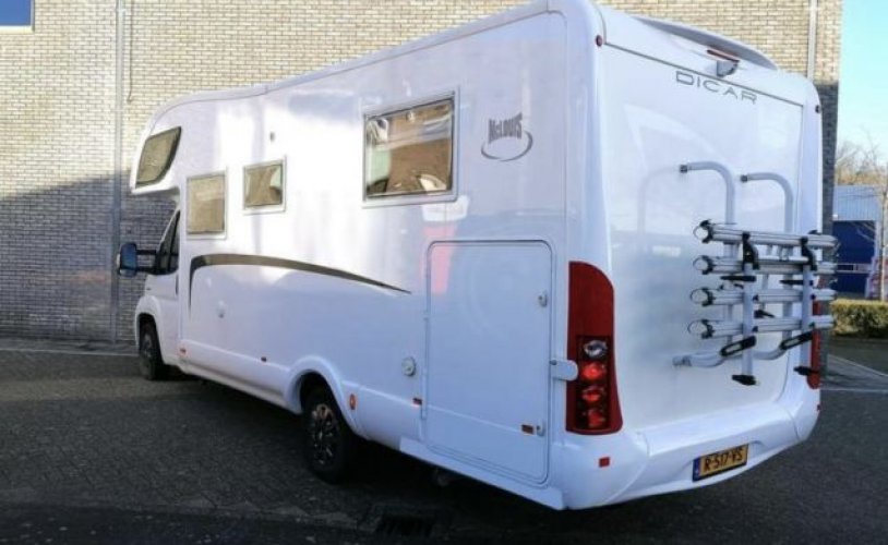 McLouis 5 pers. Rent a McLouis motorhome in Venlo? From €139 pd - Goboony photo: 0