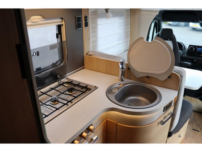 Hymer BMC-T 600 White Line 170pk Automaat | Lengtebedden | Zonnepaneel | Adaptive cruise | SLC AL-KO Chassis | foto: 21