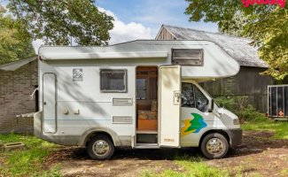 Knaus 4 pers. Louer un camping-car Knaus à Tilburg À partir de 64 € par jour - Goboony