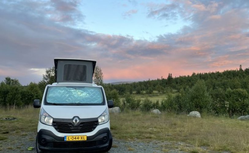 Renault 2 pers. Renault camper huren in Dordrecht? Vanaf € 79 p.d. - Goboony foto: 0