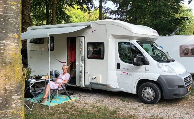 Challenger 4 pers. Louer un camping-car Challenger à Amersfoort ? À partir de 84 € par jour - Goboony photo : 0