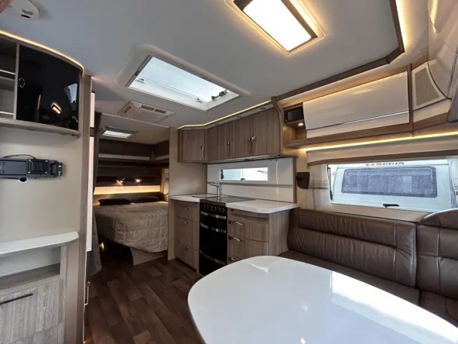 Kabe Royal 630 TDL KS, compleet met opties!  foto: 5