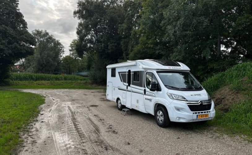 Adria Mobil 3 pers. Rent an Adria Mobil motorhome in Maarheeze? From € 96 pd - Goboony photo: 0