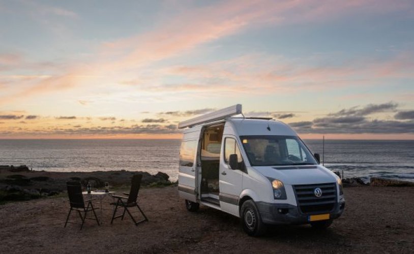 Volkswagen 2 pers. Rent a Volkswagen camper in Amsterdam? From € 104 pd - Goboony photo: 0