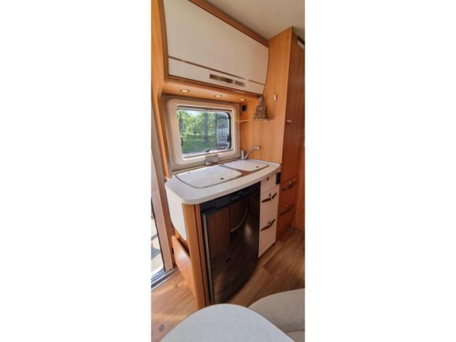 Hymer Exsis-T 474 Lengtebedden | 150PK | 17  foto: 9