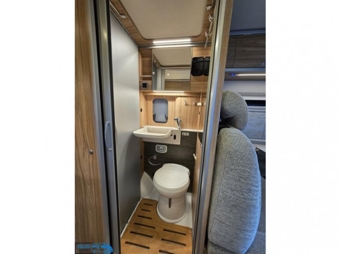 Hymer Grand canyon AUTOMAAT 150pk *Nieuwstaat*Uniek foto: 12