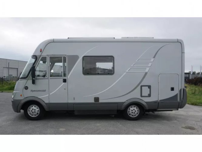 Hymer B504 