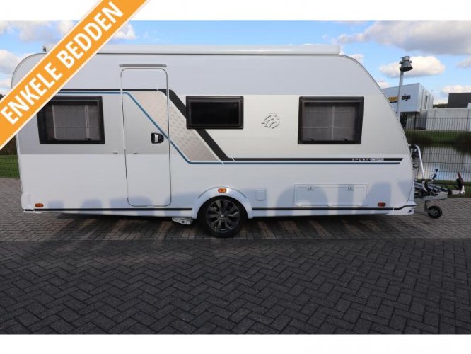 Knaus Sport E-Power Selection 460 EU Mover / Luifel / Airco  hoofdfoto: 1