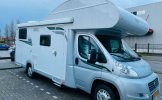 LMC 6 pers. Rent an LMC camper in The Hague? From €87 per day - Goboony photo: 3