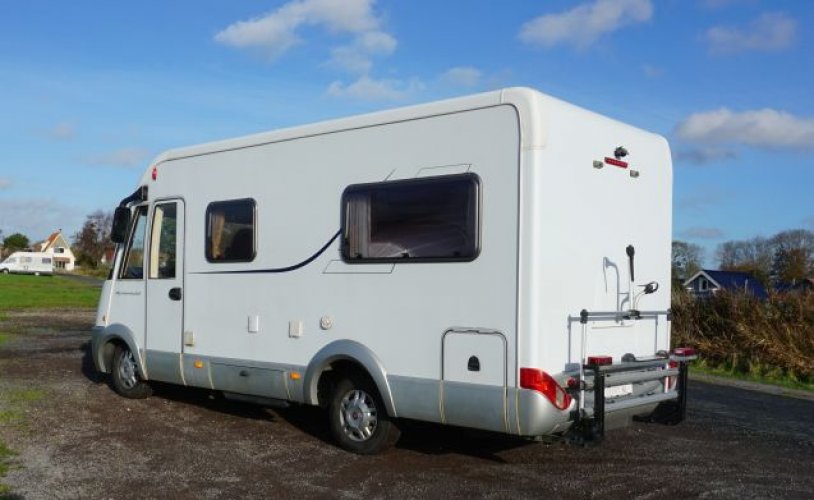 Hymer 4 pers. Rent a Hymer motorhome in Zwolle? From € 85 pd - Goboony photo: 1