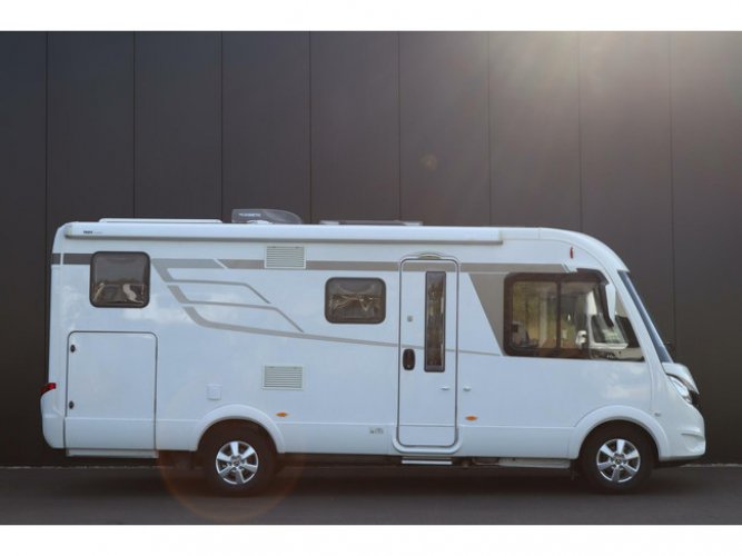 Hymer BMC-I 580 Automaat | Hefbed | Omvormer | Dakairco | Zonnepaneel | SLC AL-KO Chassis |