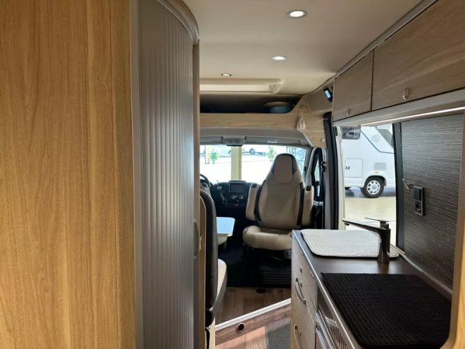 Hymer Yellowstone 640 lengtebedden / trekhaak  foto: 15