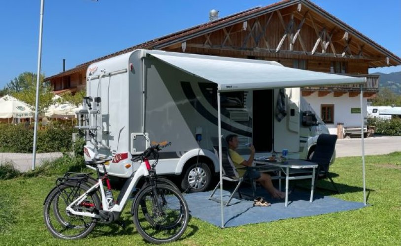 Soleil 2 pers. Louer un camping-car Sunlight à Velden ? A partir de 87€ pj - Goboony photo : 1