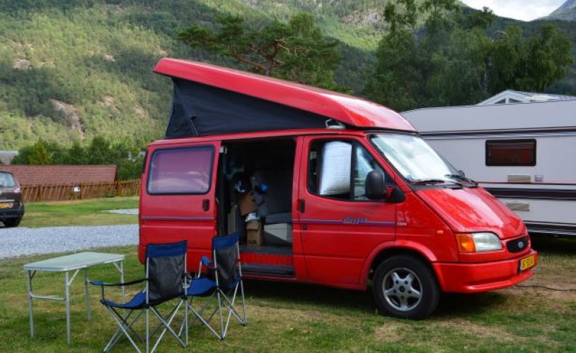 Westfalia 4 pers. Rent a Westfalia motorhome in Amsterdam? From € 72 pd - Goboony photo: 0