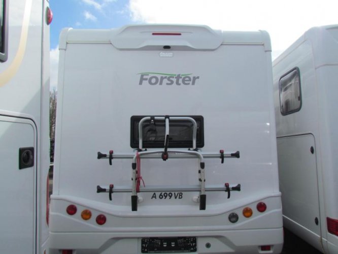 Forster A699 VB 7 persoons, digt.dashbord  foto: 10