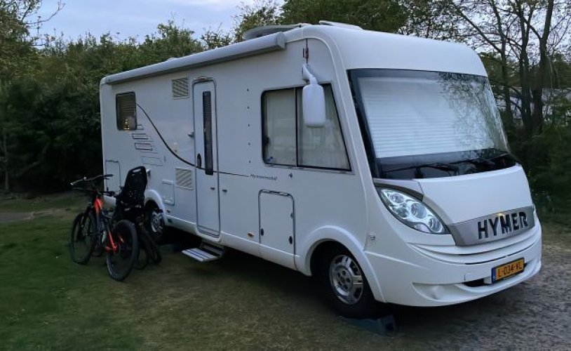 Hymer 4 Pers. Ein Hymer Wohnmobil in Enter mieten? Ab 99 € pro Tag - Goboony
