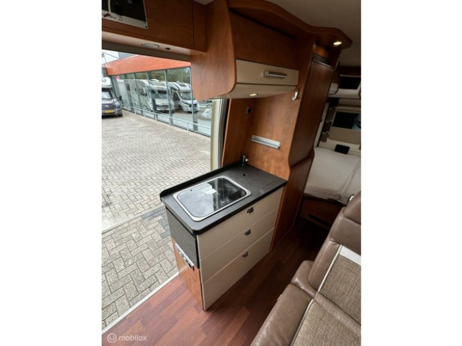 Carthago 600 DB Euro6 Automaat Dwarsbed Luifel foto: 10