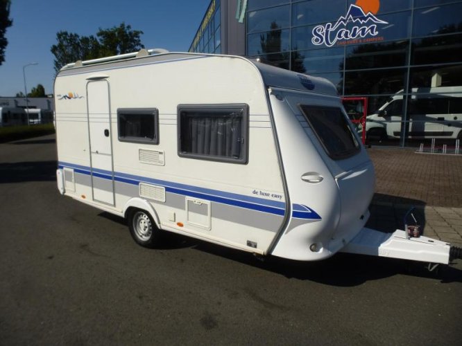 Hobby De luxe Easy 400 SF inclusief voortent  foto: 1