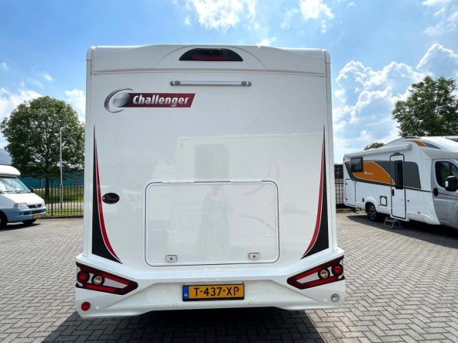 Challenger Mageo 308 queensbed/hefbed/euro-6  foto: 23