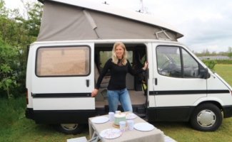 Gué 4 pers. Louer un camping-car Ford à Amsterdam ? À partir de 61 € par jour - Goboony