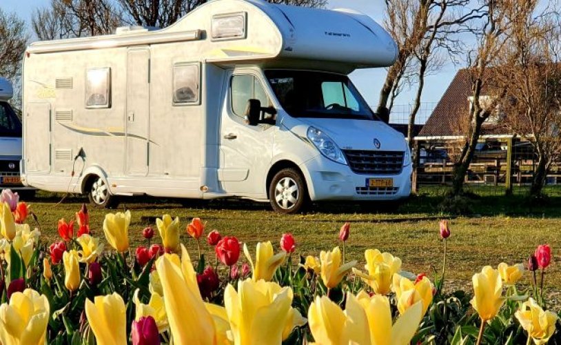 Rimor 8 pers. Rent a Rimor motorhome in Diepenheim? From € 103 pd - Goboony photo: 0