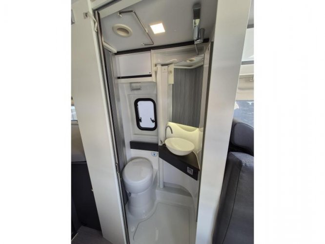 Adria Twin Supreme 640 SLB 160PK AUT Full Options  foto: 9