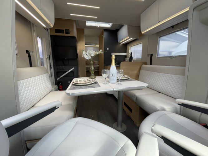 Adria Matrix Plus 670 DC QUEENSBED+HEFBED 2022 FIAT DUCATO 8 foto: 17