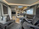 Hymer Integraal 678 9-TR AUTOMAAT ENKELE BEDDEN + HEFBED  foto: 19