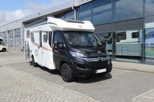 Nagenoeg nieuwe Bürstner Limited T 726 enkele bedden 1e eigenaar ** winterpakket ** (92 