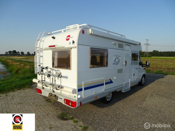 Bürstner Harmony 244 t602 Dakairco zonnepaneel