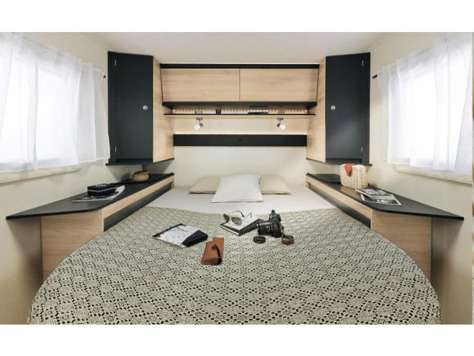 Itineo 660 MC compact queensbed  foto: 9