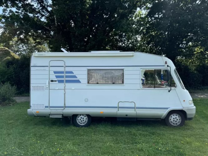 Hymer B544 