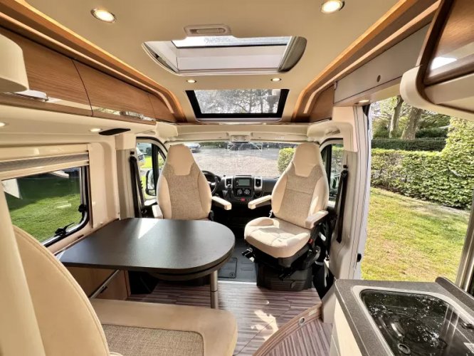 Malibu Charming GT 640 LE Skyview | lengtebedden  foto: 7