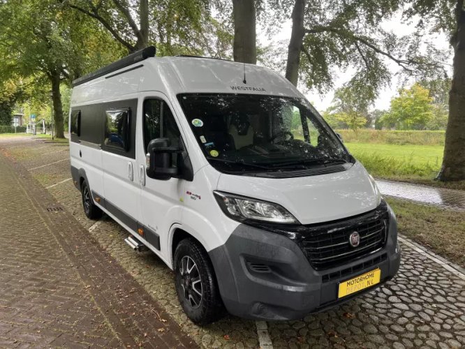 Westfalia Amundsen 2017 Lengtebedden Euro 6  hoofdfoto: 1