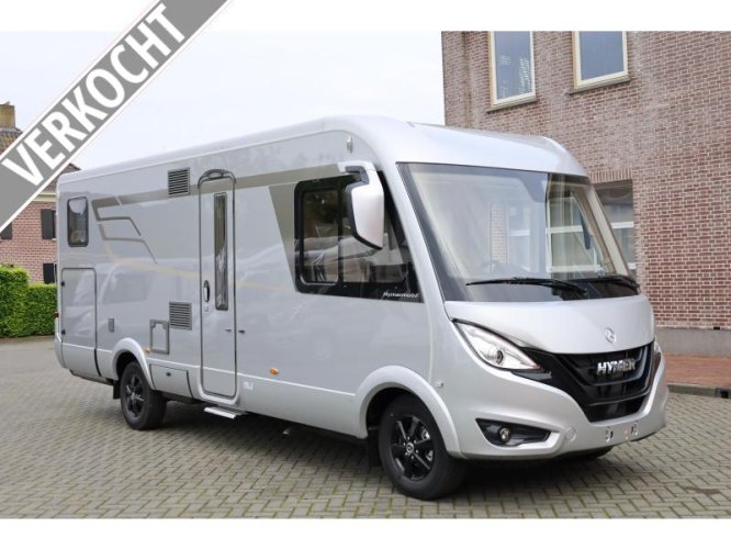 Hymer BMC-I 680 5 persoons  hoofdfoto: 1