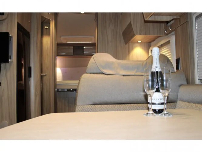 Hymer Tramp 598 GL Queensbed / Hefbed  foto: 20