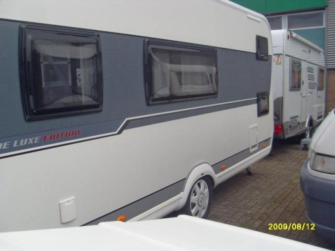 Hobby De Luxe 490 KMF 6 slaapplaatsen KMFE 