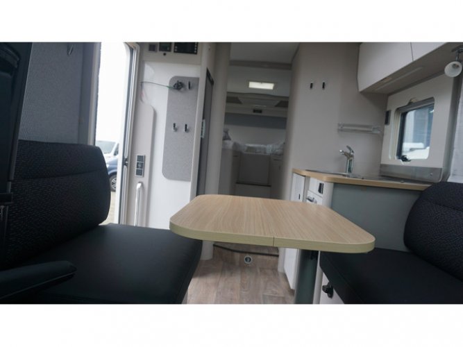 Hymer Tramp S 685 Mercedes CAMPER DEALS foto: 11