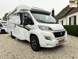 Knaus 700 MEG ENKELE BEDDEN SKY TI SILVER 2X AIRCO/TREKHAAK